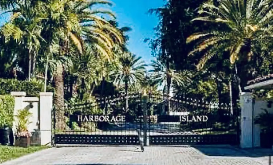 8 Harborage, Fort Lauderdale, FL 33316 - Image #3