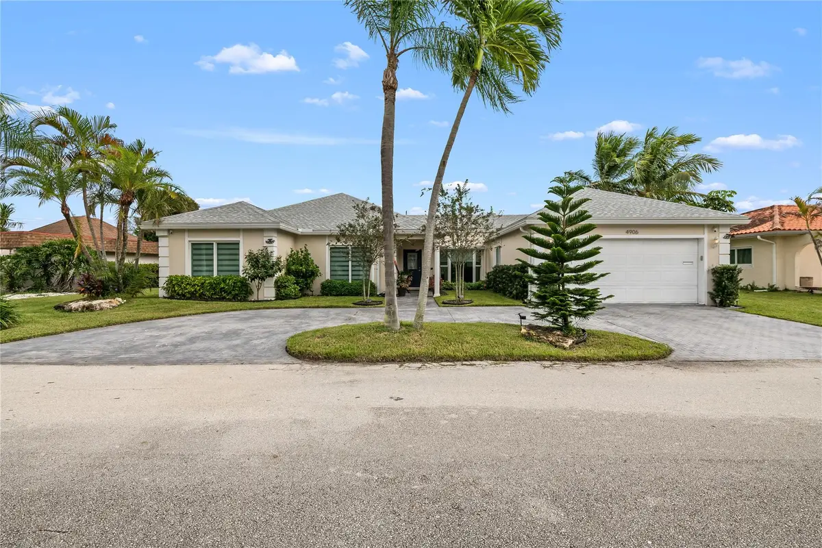 4906 N Travelers Palm Ln, Tamarac, FL 33319 - Image #1