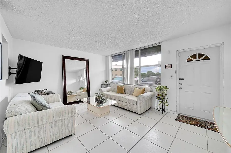 9061 Sunrise Lakes Boulevard #102, Sunrise, FL 33322 - Image #2