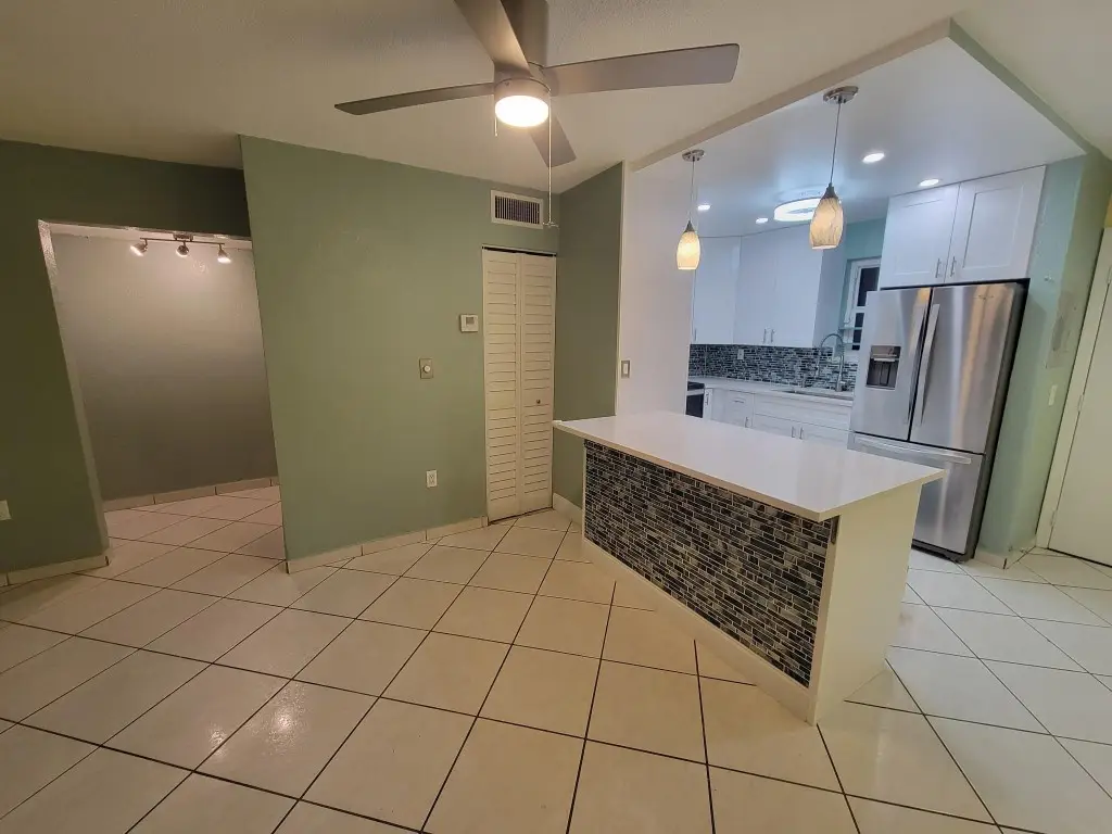 1890 W 56th Street #1113, Hialeah, FL 33012 - Image #1