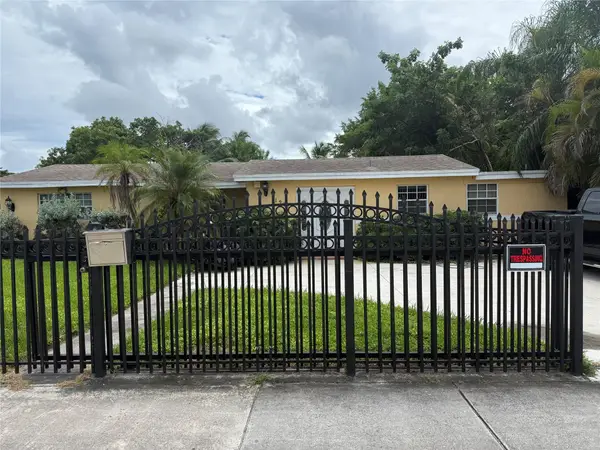 1270 NW 111th St, Miami, FL 33167