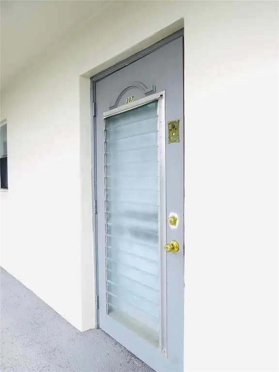 8460 Sunrise Lakes Boulevard #307, Sunrise, FL 33322 - Image #3