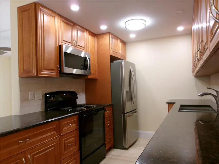 2401 Antigua Cir #J1, Coconut Creek, FL 33066 - Image #2