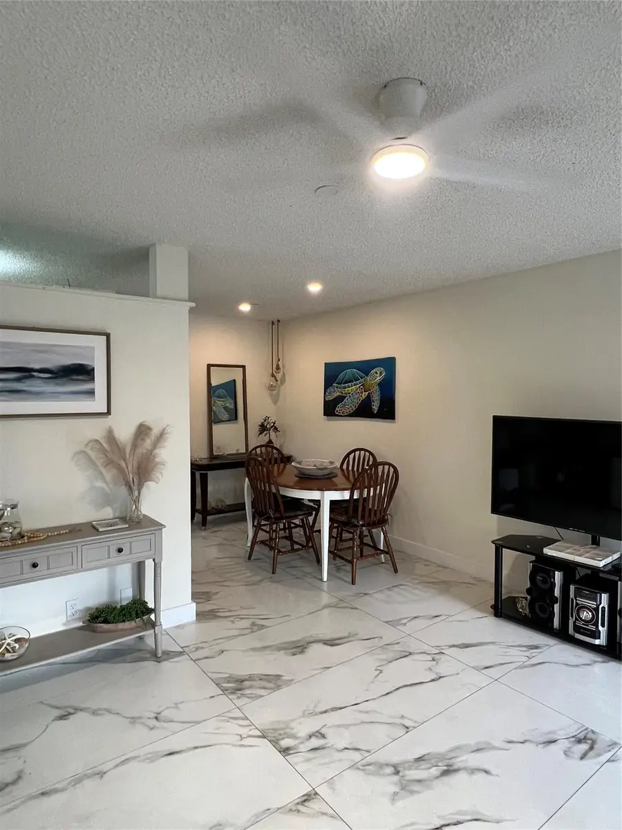 900 SW 10th Ter #S20, Hallandale Beach, FL 33009 - Image #2
