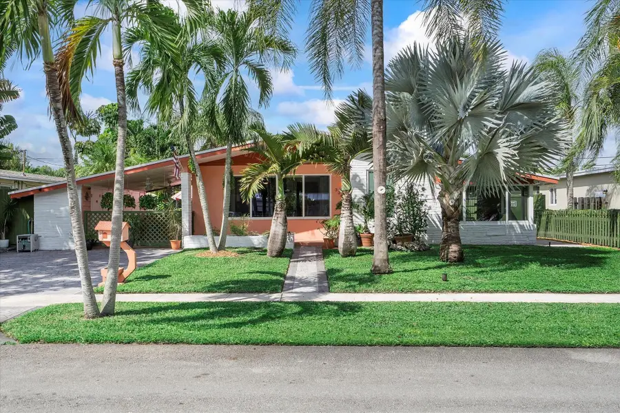 3241 SW 23rd Ct, Fort Lauderdale, FL 33312 - Image #2