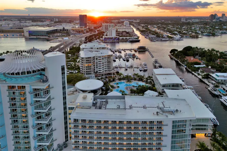 2241 SE 17th St #PH2, Fort Lauderdale, FL 33316 - Image #3