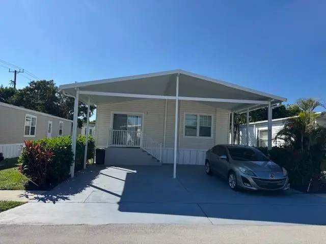 3 Gardenia Ln, Davie, FL 33325 - Image #2