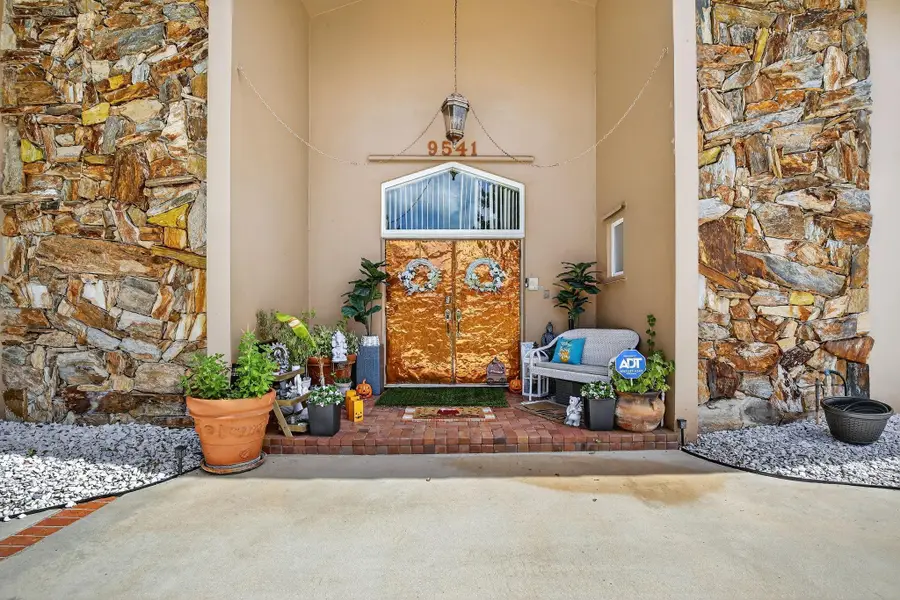 9541 Sea Turtle Dr, Plantation, FL 33324 - Image #2