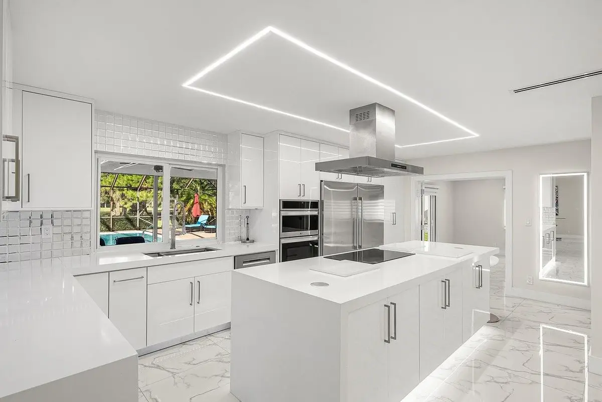 10603 Boca Woods Lane, Boca Raton, FL 33428 - Image #1