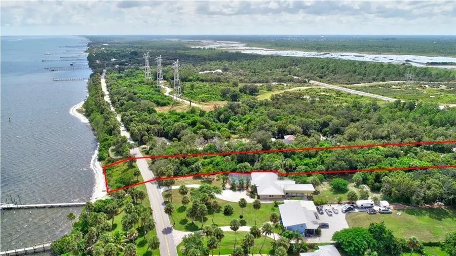 7507 S Indian River Dr, Fort Pierce, FL 34982 - Image #2