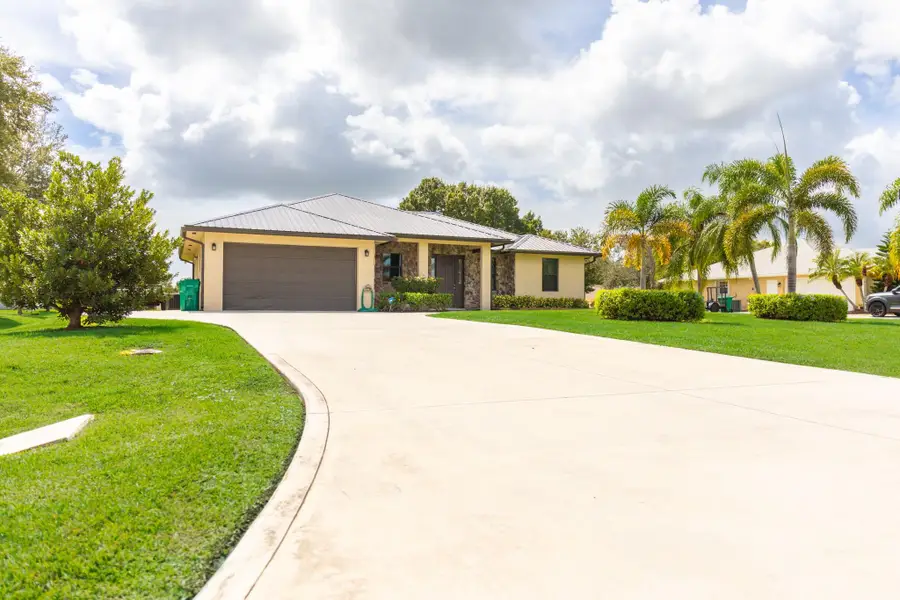 2322 SW 2nd Ct, Okeechobee, FL 34974 - Image #2