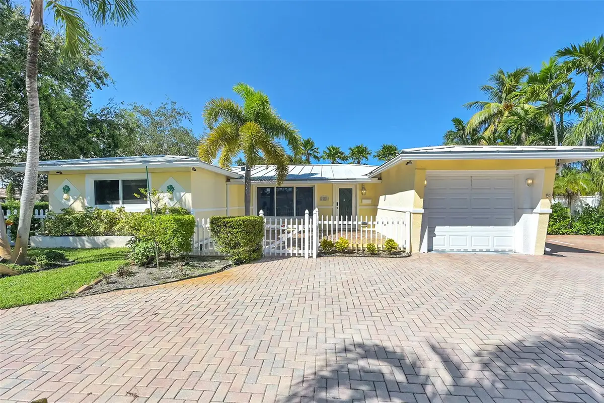 281 SW 18th Ct, Pompano Beach, FL 33060 - Image #1