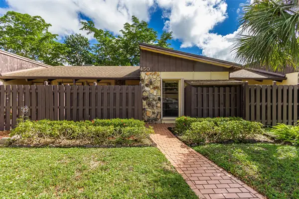 450 Briarwood Cir #2, Hollywood, FL 33024