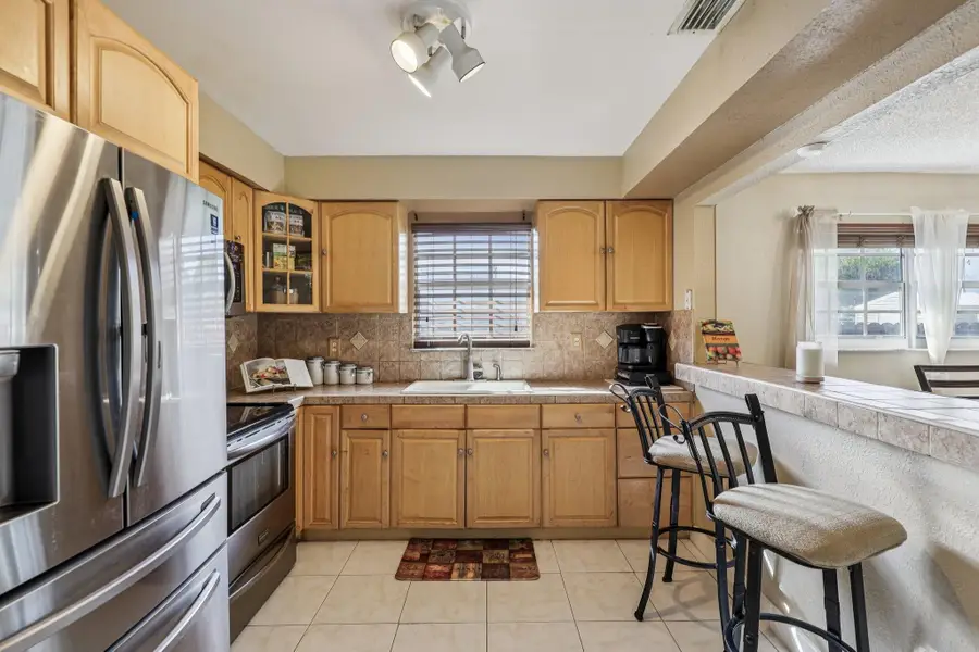 5411 SW 19th St, West Park, FL 33023 - Image #2