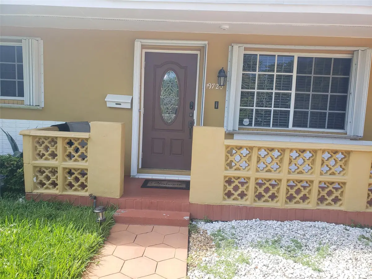19720 NE 10th Ct, Miami, FL 33179 - Image #1