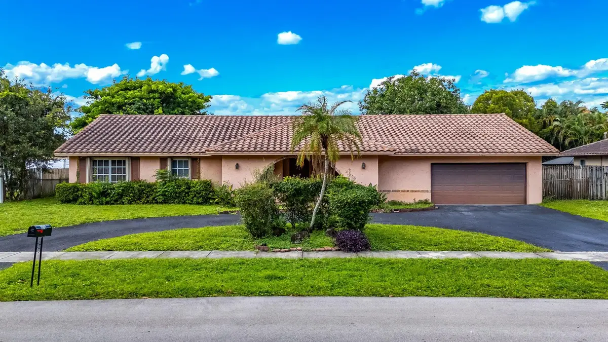 1901 SW 75th Ave, Plantation, FL 33317 - Image #1