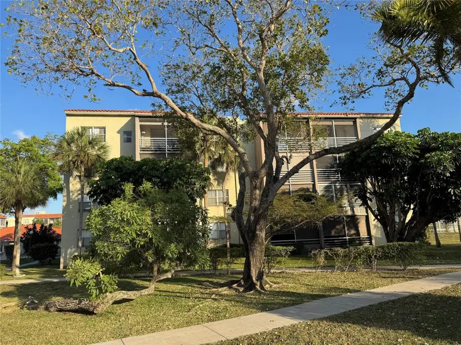 1810 N Lauderdale Avenue #2210, North Lauderdale, FL 33068 - Image #2