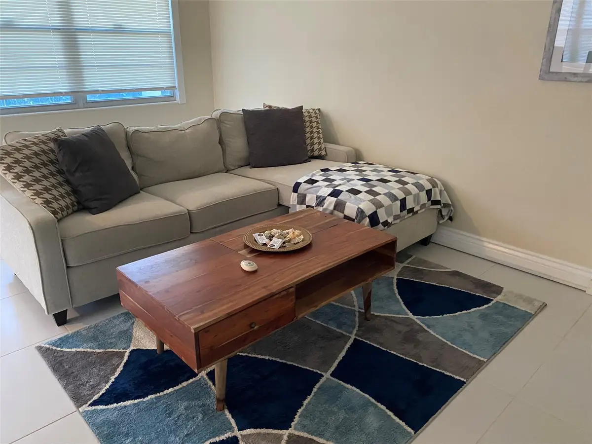 209 Ventnor M #209, Deerfield Beach, FL 33442 - Image #1