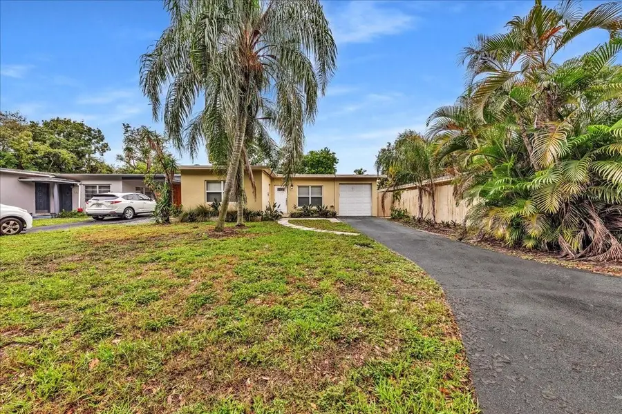 1835 Park Ln, Fort Lauderdale, FL 33315 - Image #2