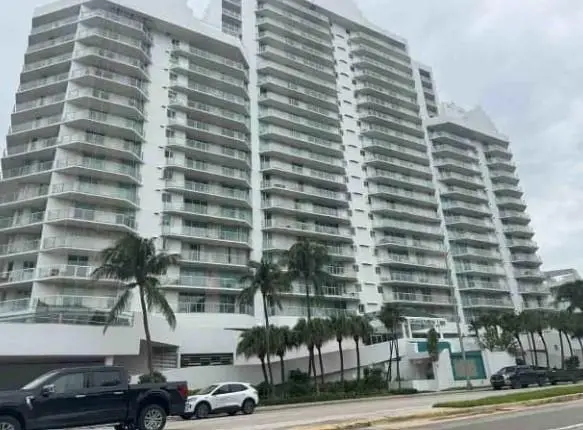 5900 Collins Ave #601, Miami Beach, FL 33140 - Image #1