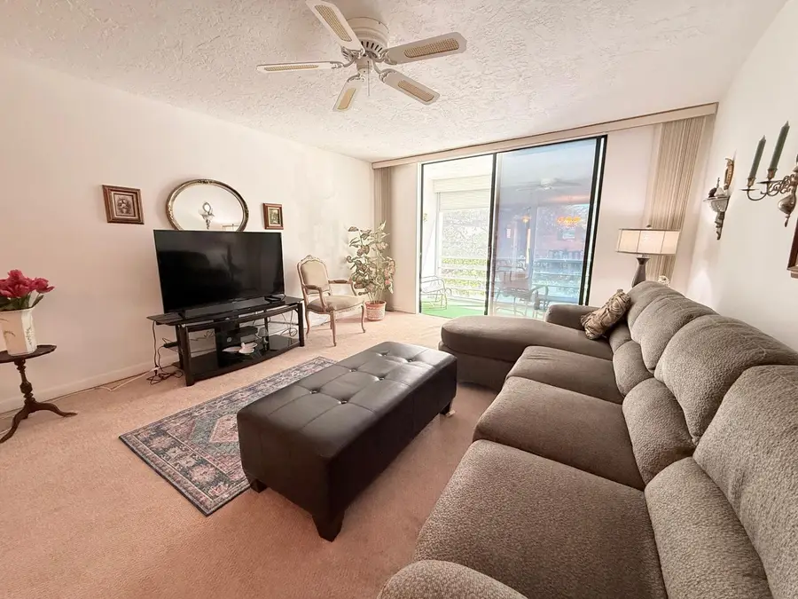 2851 Somerset Dr #316, Lauderdale Lakes, FL 33311 - Image #3