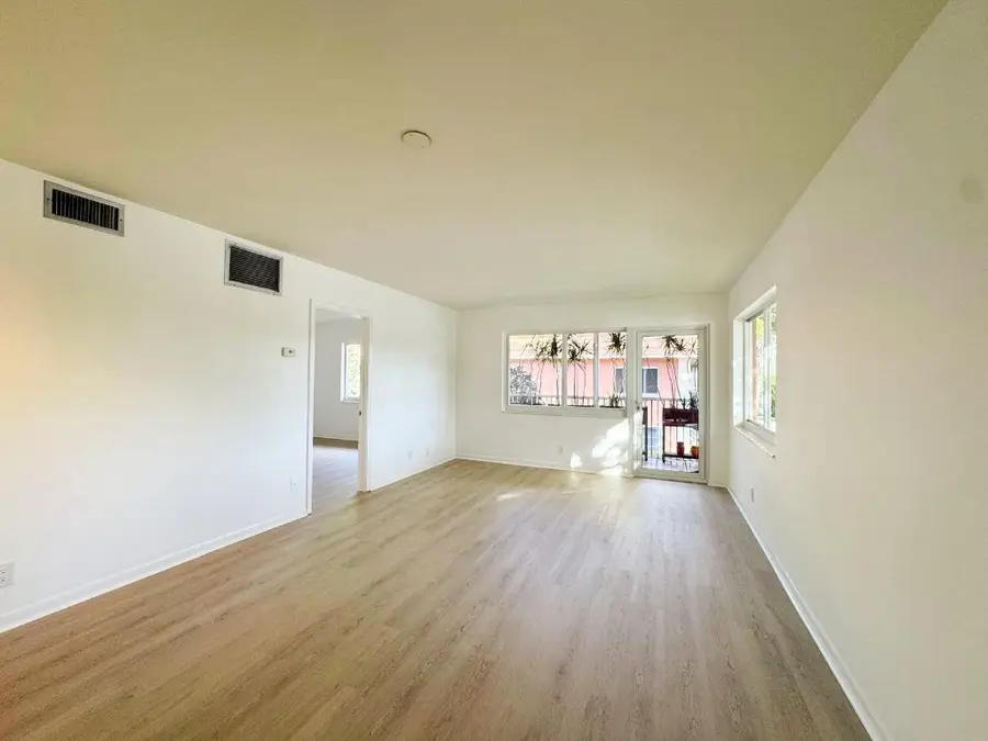 119 NE 19th Court #205G, Wilton Manors, FL 33305 - Image #3