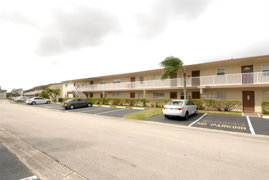 7855 NW 5th Ct #104, Margate, FL 33063 - Image #2