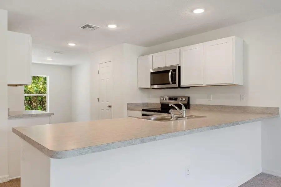 2102 SE Holland St, Port Saint Lucie, FL 34952 - Image #2