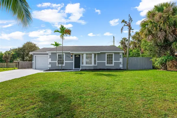 640 Foresteria Dr, West Palm Beach, FL 33403