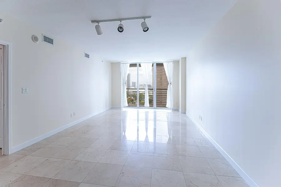 335 S Biscayne Boulevard #2400, Miami, FL 33131 - #3