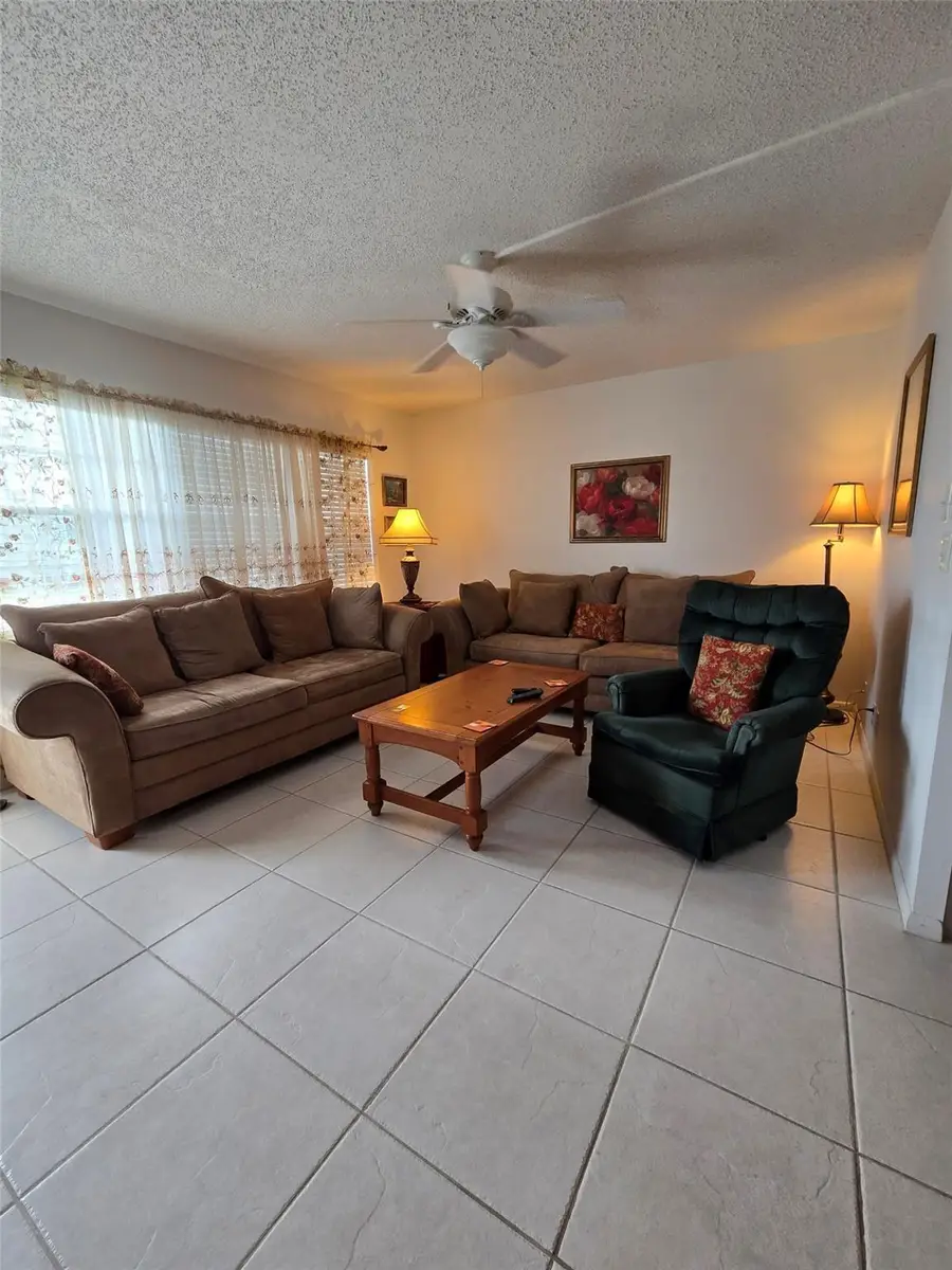 4034 Harwood D #4034, Deerfield Beach, FL 33442 - Image #2