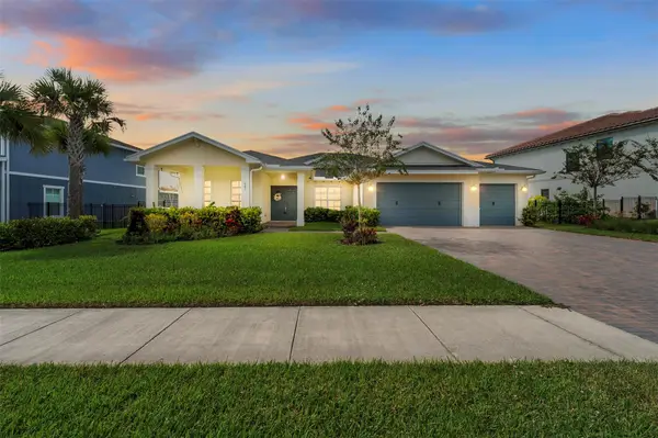 987 Castaway Ct, Loxahatchee, FL 33470