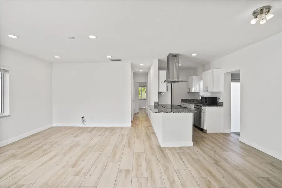 1779 NE 168th St, North Miami Beach, FL 33162 - Image #2