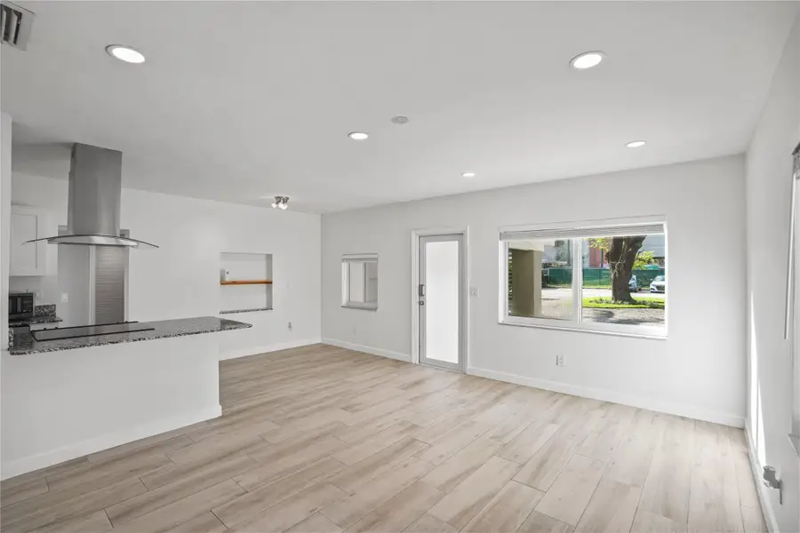 1779 NE 168th St, North Miami Beach, FL 33162 - Image #3