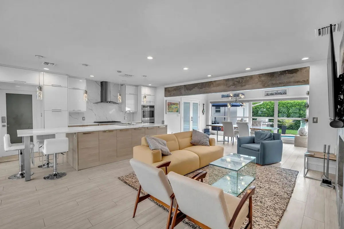 2212 NE 32nd Ave, Fort Lauderdale, FL 33305 - Image #1