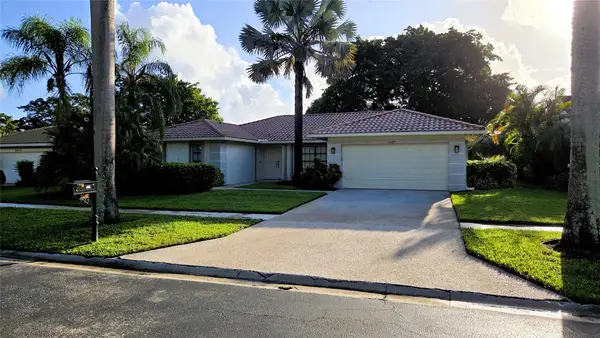 20167 Back Nine Dr, Boca Raton, FL 33498