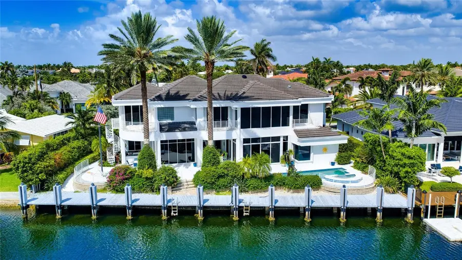 2551 NE 31st Court, Lighthouse Point, FL 33064 - Image #2