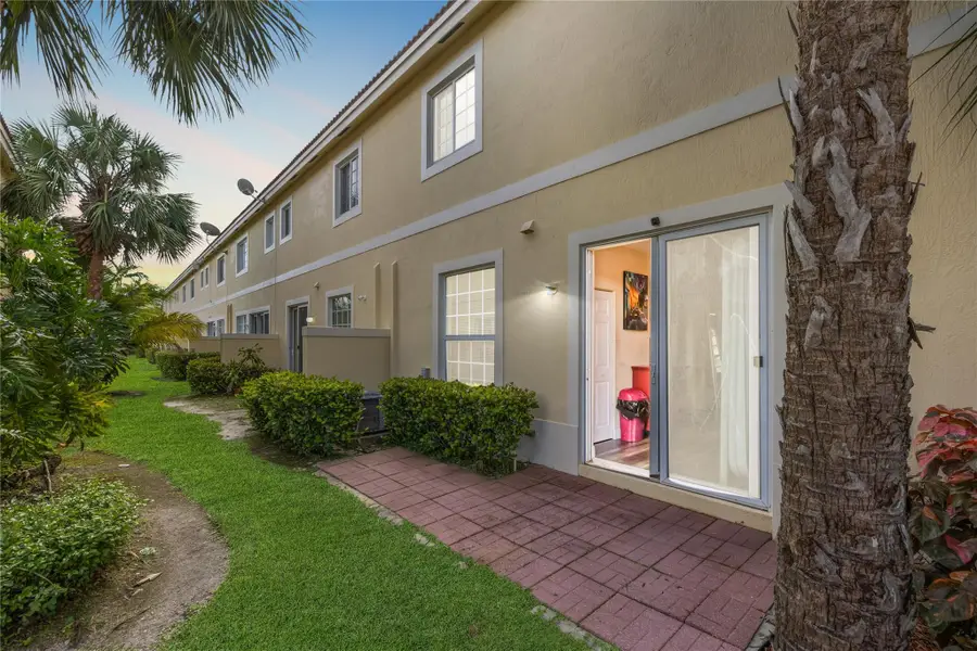 3230 NW 32nd Terrace #3230, Oakland Park, FL 33309 - Image #3