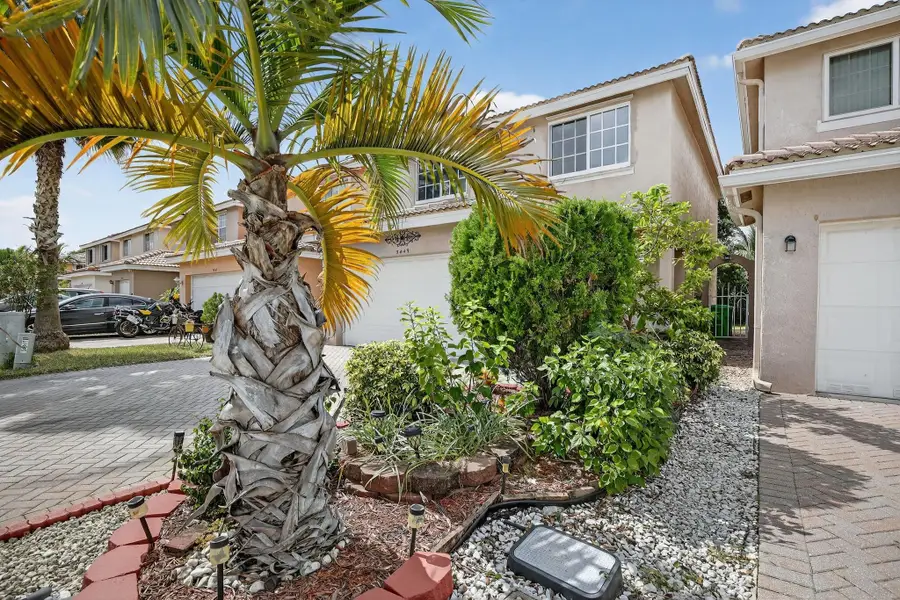 5449 NW 95th Ave, Sunrise, FL 33351 - Image #3