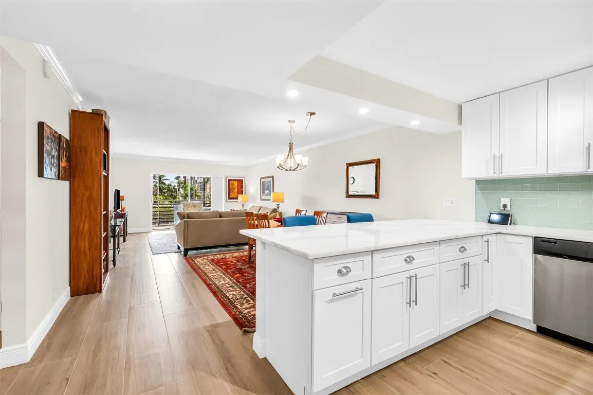 3050 NE 16th Avenue #202, Oakland Park, FL 33334 - Image #1