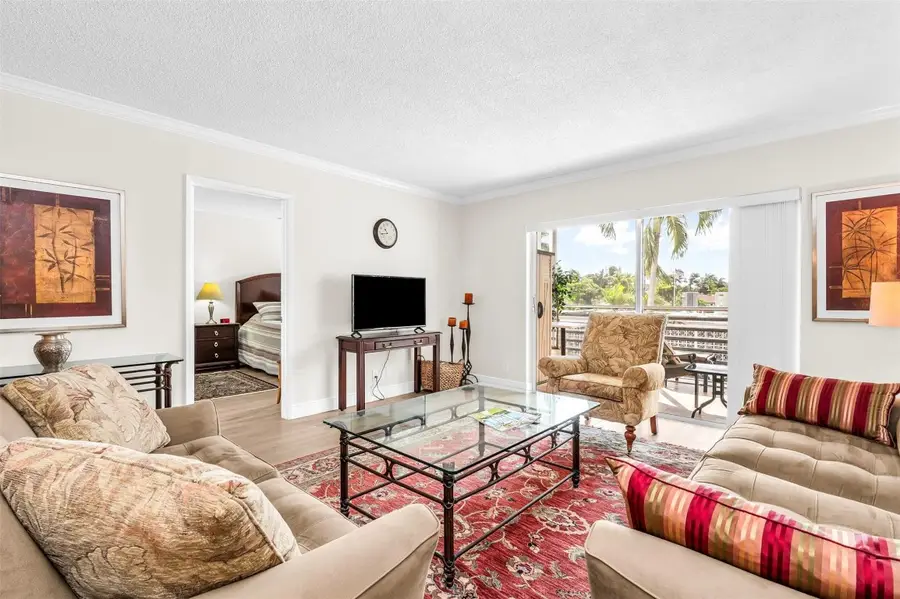 3050 NE 16th Avenue #202, Oakland Park, FL 33334 - Image #2