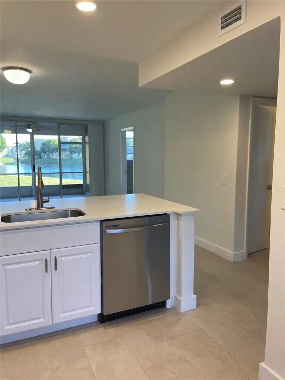 5890 NW 64th Avenue #103, Fort Lauderdale, FL 33319 - Image #2