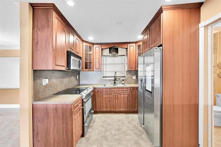 1390 NE 39th St, Pompano Beach, FL 33064 - Image #3