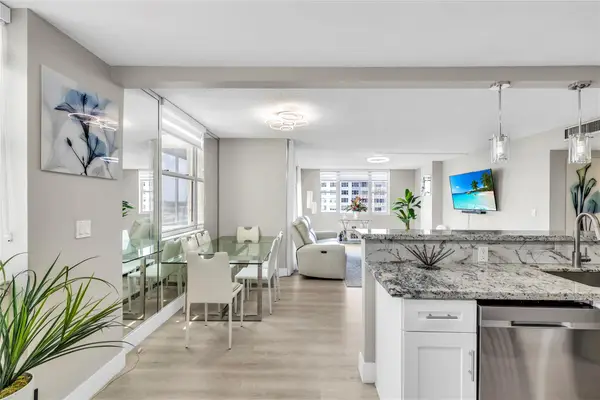 4330 Hillcrest Dr #810, Hollywood, FL 33021