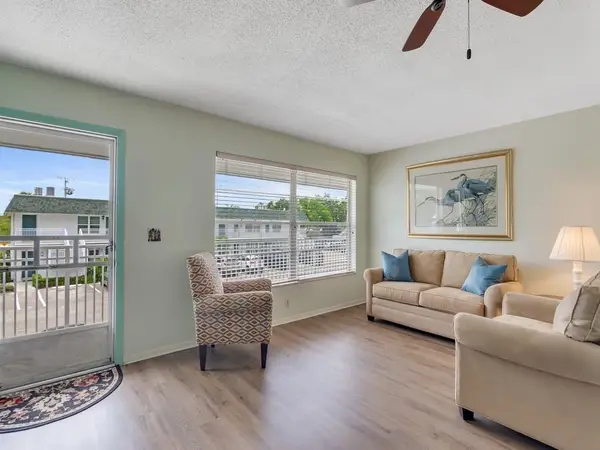 2800 Indian River Blvd #7N, Vero Beach, FL 32960