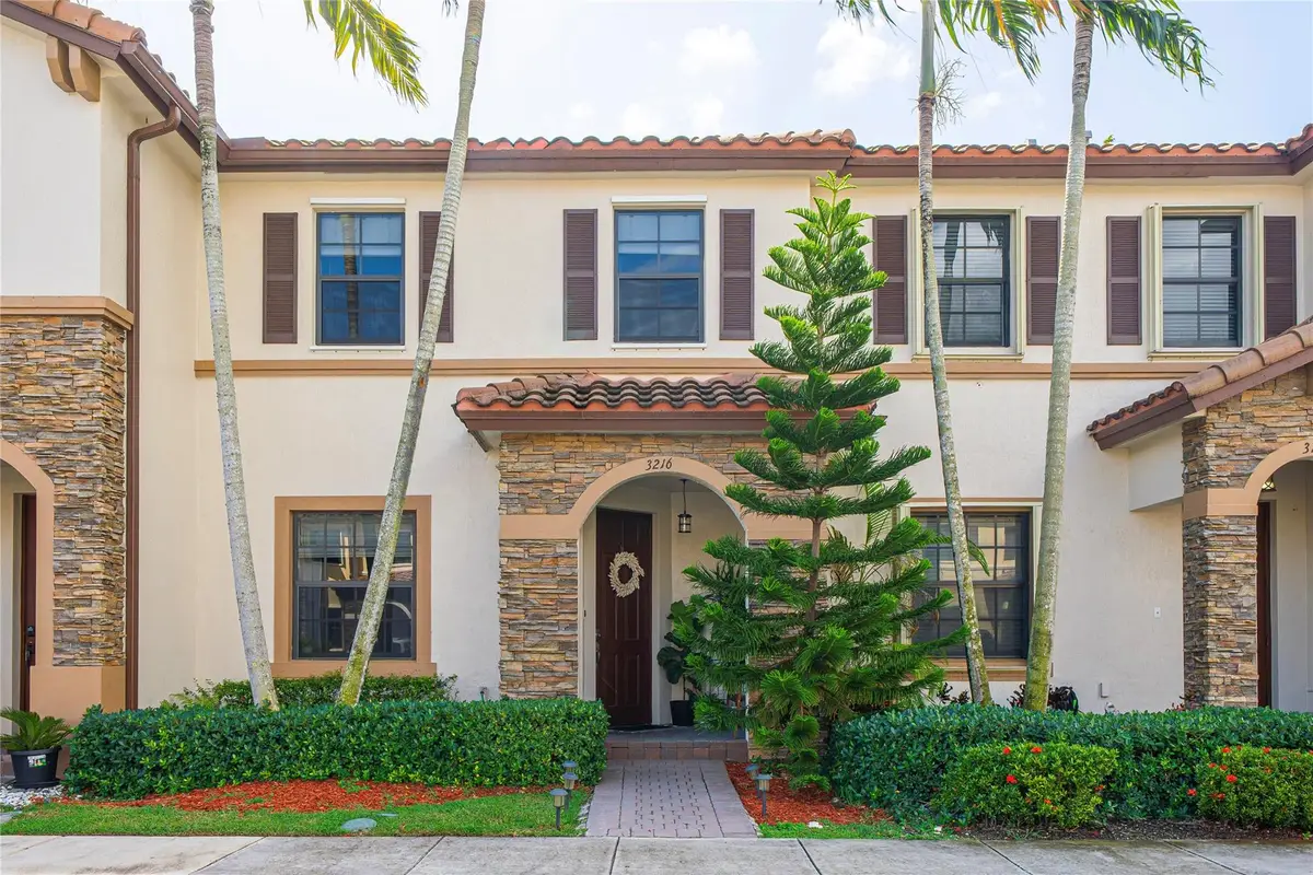 3216 SE 6th St, Homestead, FL 33033 - Image #1