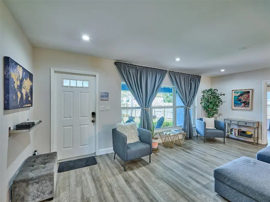 801 NE 15th Street, Fort Lauderdale, FL 33304 - Image #3