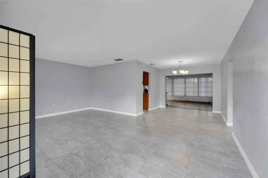 6501 NW 24th Court, Sunrise, FL 33313 - Image #3