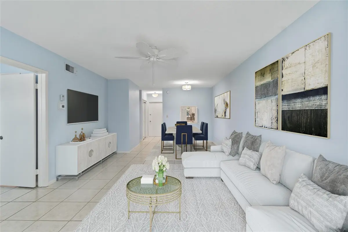 2050 NE 39th St #302E, Pompano Beach, FL 33064 - Image #1