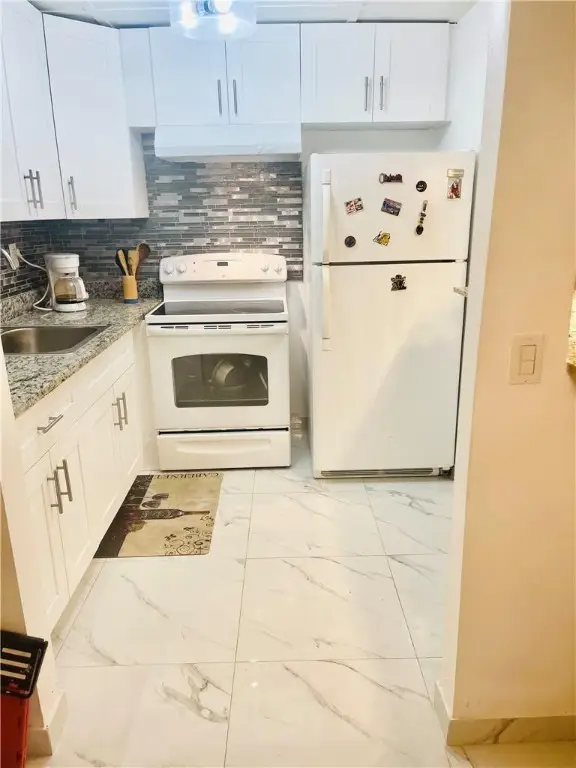 446 Fanshaw K #446, Boca Raton, FL 33434 - Image #2